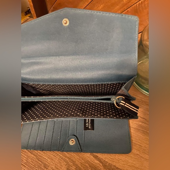 Nautica Money Manager RFID Women's Wallet Clutch Organizer in Navy and White - Picture 4 of 6